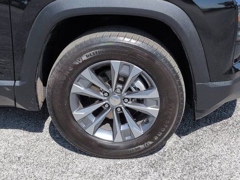 Used 2025 Chevrolet Equinox LT FWD image 10