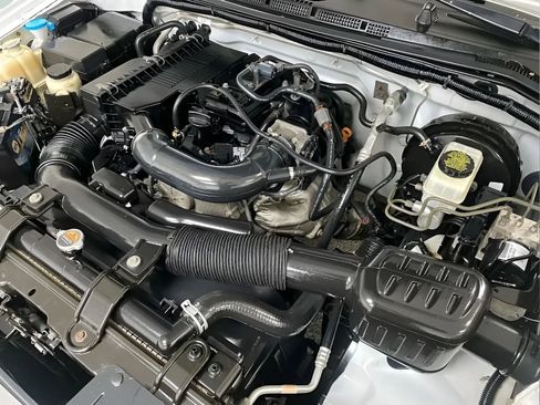 Used 2019 Nissan Frontier S RWD image 15