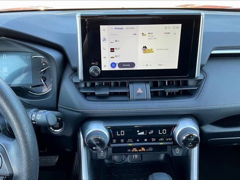 Used 2023 Toyota RAV4 XLE image 6