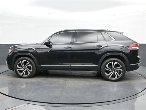 Used 2020 Volkswagen Atlas Cross Sport SEL Premium image 5