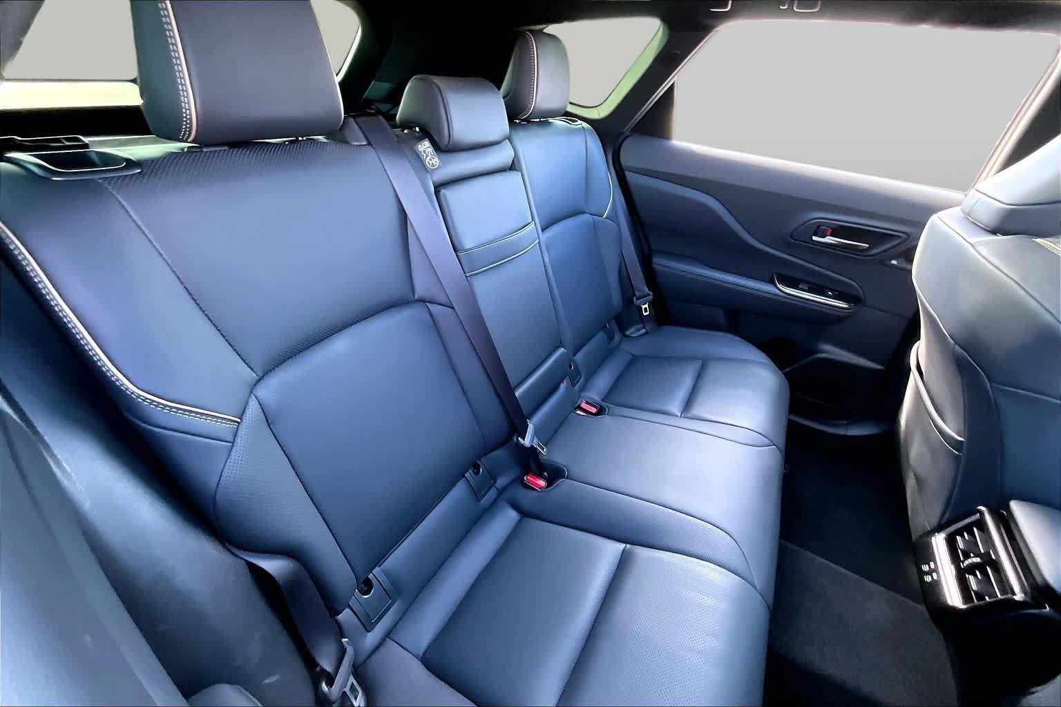 Used 2025 Toyota Crown Signia AWD/4WD image 18