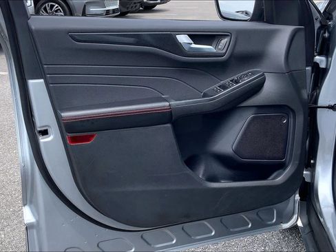 Certified 2024 Ford Escape ST-Line w/ Tech Pack #1 FWD image 21