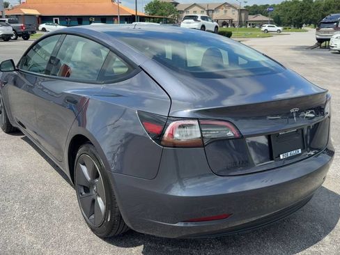 Used 2023 Tesla Model 3 Standard Range RWD image 5
