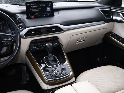 Used 2020 MAZDA CX-9 Signature image 11