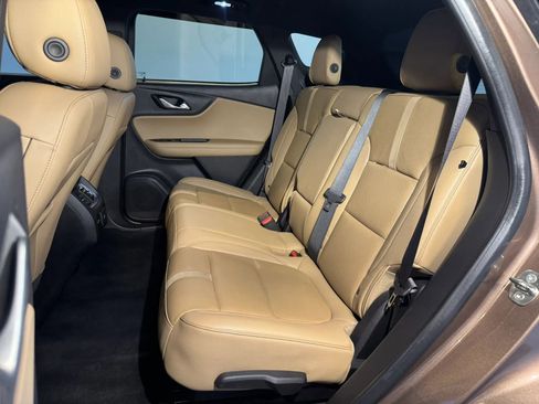 Used 2019 Chevrolet Blazer Premier AWD/4WD image 24