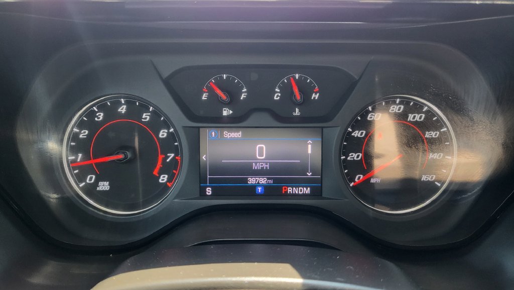 Used 2022 Chevrolet Camaro LT w/ RS Package RWD image 31