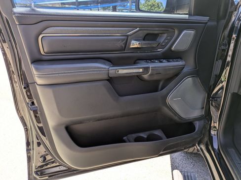 Used 2020 RAM 1500 Limited AWD/4WD image 11
