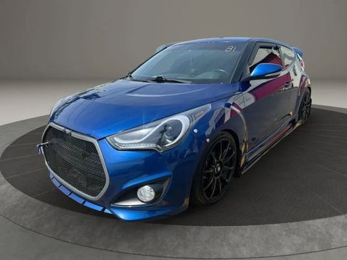 Used 2016 Hyundai Veloster Turbo FWD image 1