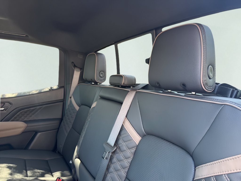 New 2026 GMC Canyon Denali AWD/4WD image 26