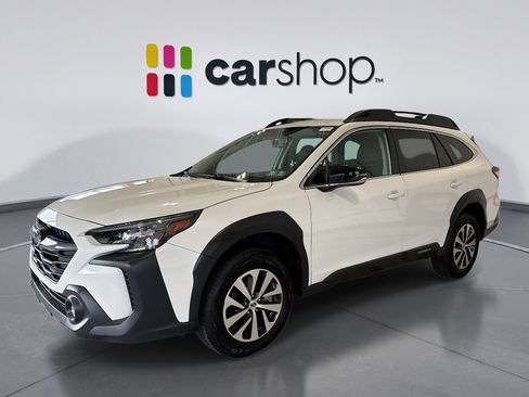 Used 2025 Subaru Outback Premium w/ Tech Package 1 AWD/4WD image 1