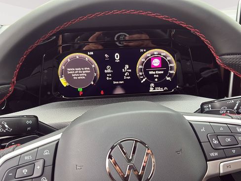 New 2026 Volkswagen Golf SE FWD image 31
