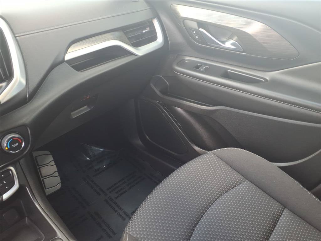 Used 2023 GMC Terrain SLE FWD image 22