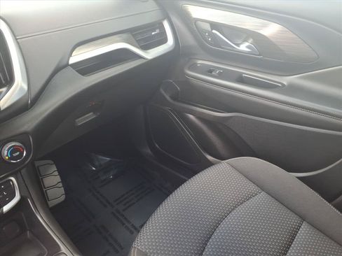 Used 2023 GMC Terrain SLE FWD image 22