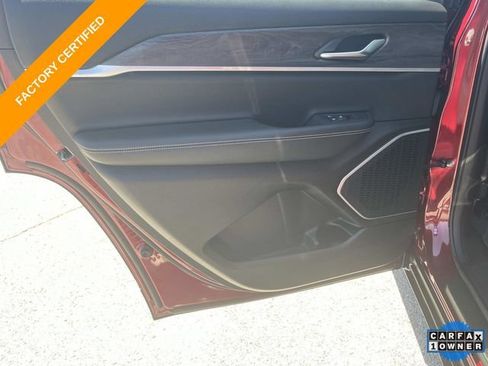 Certified 2021 Jeep Grand Cherokee L Limited AWD/4WD image 19