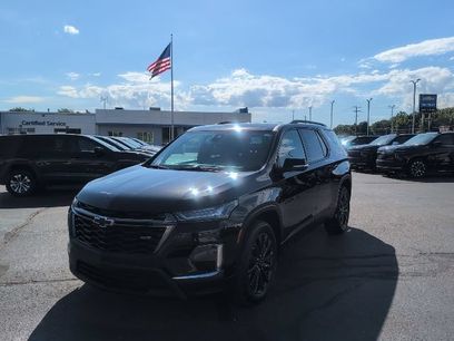 Used 2023 Chevrolet Traverse RS w/ LPO, Floor Liner Package