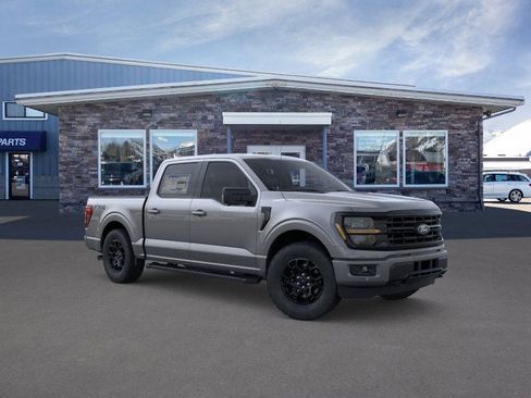 New 2025 Ford F150 XLT w/ Equipment Group 302A MID image 7