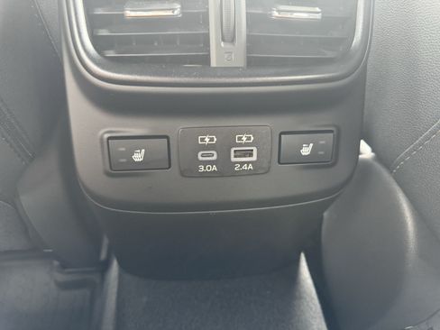 Certified 2025 Subaru Outback Wilderness AWD/4WD image 32