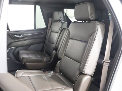 Used 2021 GMC Yukon Denali w/ Denali Premium Package image 40