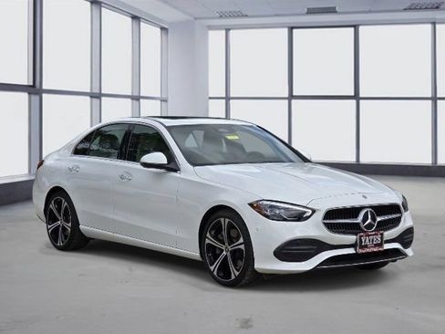 Used 2025 Mercedes-Benz C 300 Sedan image 3