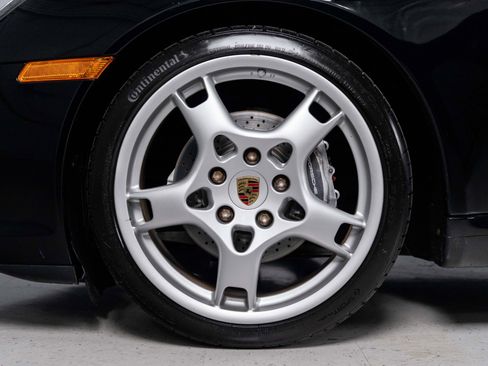 Used 2006 Porsche 911 Carrera RWD image 5