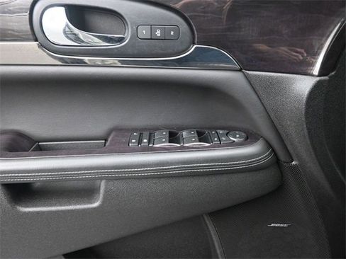 Used 2017 Buick Enclave Premium w/ Trailering Package image 27