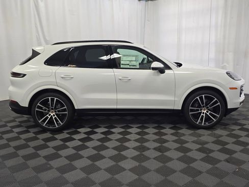 New 2026 Porsche Cayenne image 8