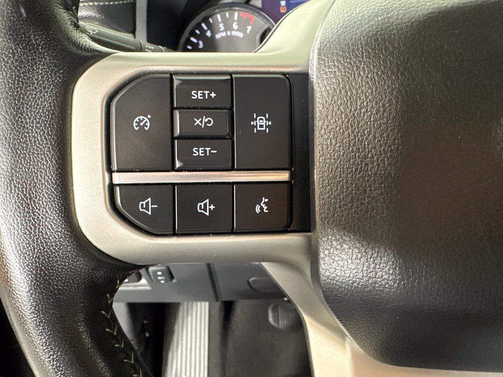 Used 2024 Ford Expedition Max XLT AWD/4WD image 25