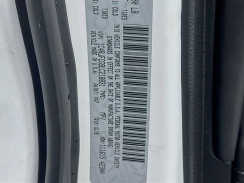 Used 2020 Jeep Grand Cherokee Overland image 44