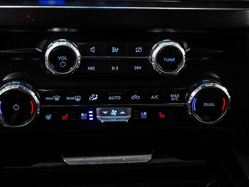 Used 2024 Ford F250 Lariat AWD/4WD image 23