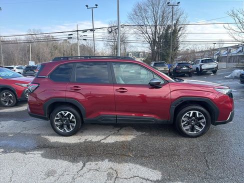 Used 2026 Subaru Forester Premium image 2