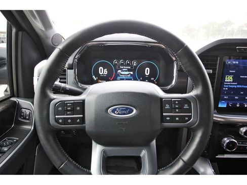 Used 2023 Ford F150 Lariat w/ Trailer Tow Package image 16