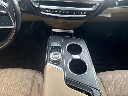 Certified 2024 Cadillac Lyriq Luxury w/ Nappa Leather Package AWD/4WD image 21