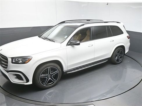 New 2025 Mercedes-Benz GLS 450 4MATIC image 45