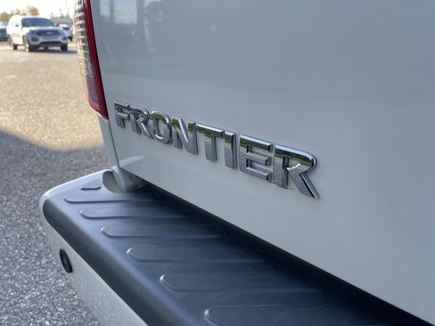 Used 2019 Nissan Frontier PRO-4X w/ Pro-4x Luxury Package AWD/4WD image 28