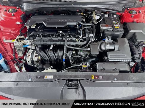 Used 2025 Hyundai Elantra Sport FWD image 27