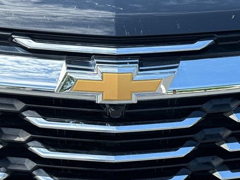 Used 2026 Chevrolet Equinox LT w/ LPO, Floor Liner Package FWD image 8