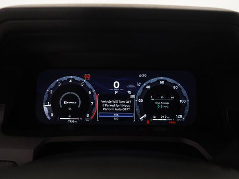 Used 2025 Toyota 4Runner Limited AWD/4WD image 30