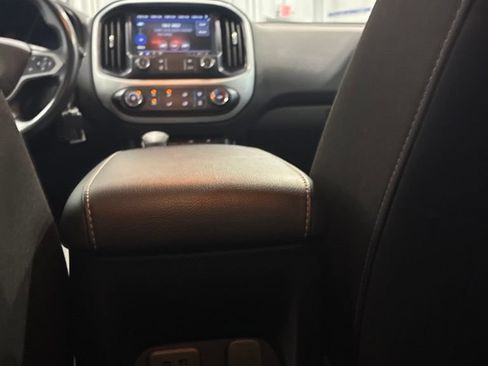 Used 2022 Chevrolet Colorado LT w/ LT Convenience Package RWD image 30