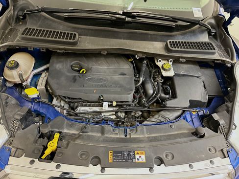 Used 2018 Ford Escape SE image 34