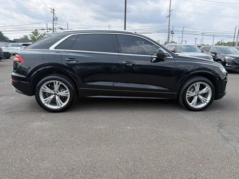 Used 2023 Audi Q8 Premium AWD/4WD image 6