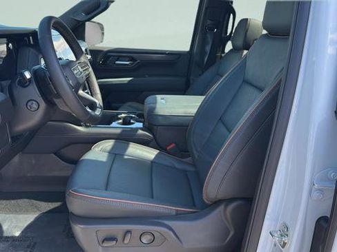New 2026 GMC Yukon XL AT4 w/ AT4 Premium Package AWD/4WD image 9