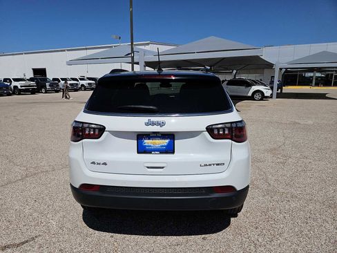 Used 2025 Jeep Compass Limited AWD/4WD image 7