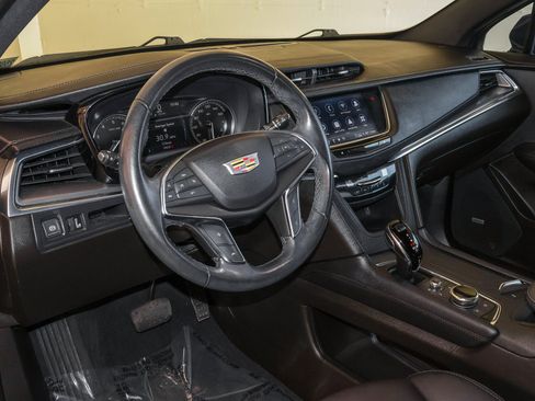 Used 2023 Cadillac XT5 Luxury FWD image 21