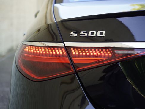 Used 2023 Mercedes-Benz S 500 4MATIC image 11