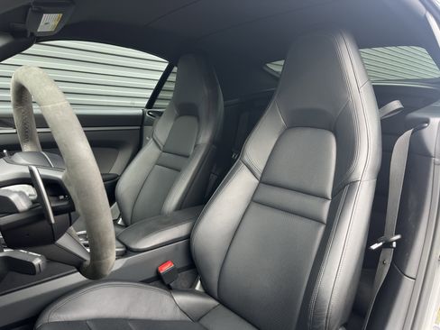 Certified 2023 Porsche 911 Carrera w/ Sportdesign Package image 5