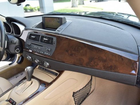 Used 2008 BMW Z4 3.0si RWD image 54