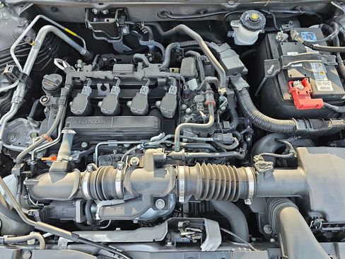 Used 2021 Honda Accord LX image 32