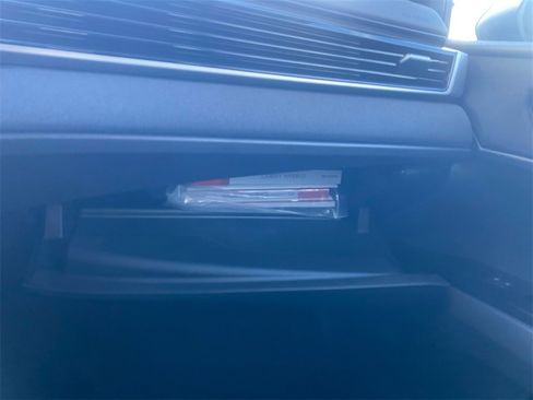 Used 2025 Toyota Camry LE image 25