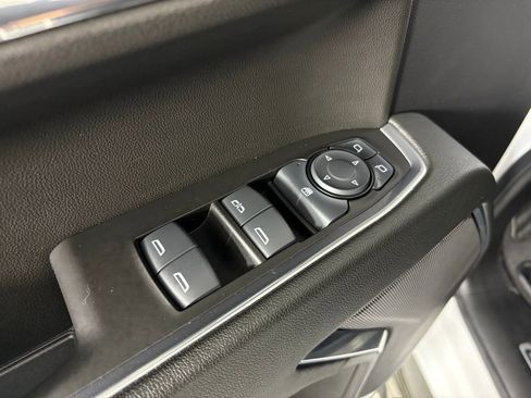 Used 2024 Chevrolet Silverado 1500 LT image 15