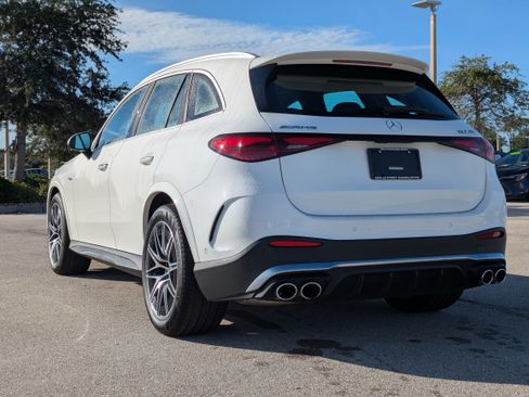 Used 2024 Mercedes-Benz GLC 43 AMG 4MATIC image 6